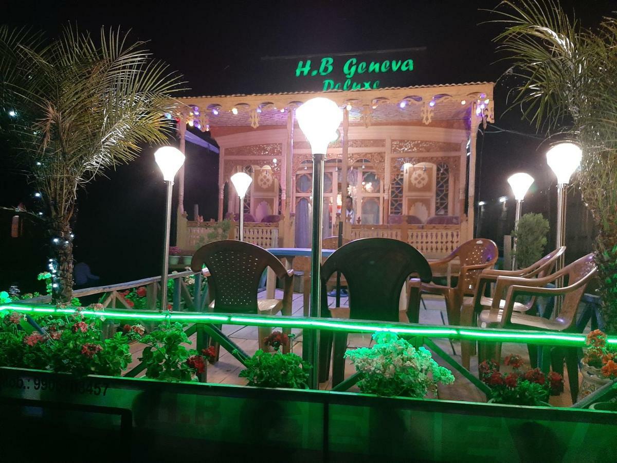 Heritage Geneva House Boat Srīnagar Exterior foto